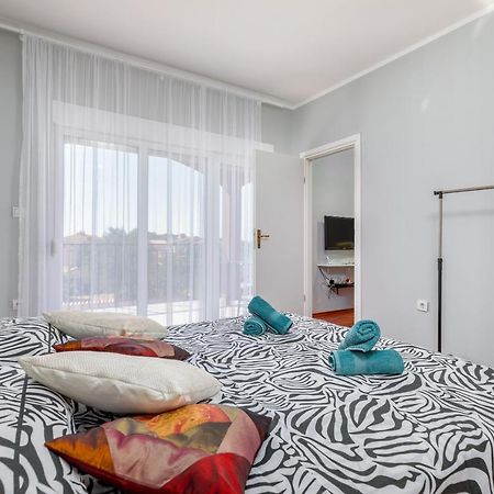 Apartman Vera Pula Exterior foto